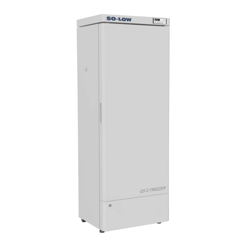 So-Low DHK4-10SD Standard Refrigerator with Painted Steel Exterior, 5 Wire Shelves, Single Solid Door - 10 Cubic Feet
