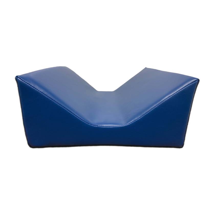 Techno-Aide YVAM-MR MR Safe Vinyl Covered Flat Bottom V-Trough / AP & PA Adult Head Holder Sponge - 15" L x 14" W x 6.75" H