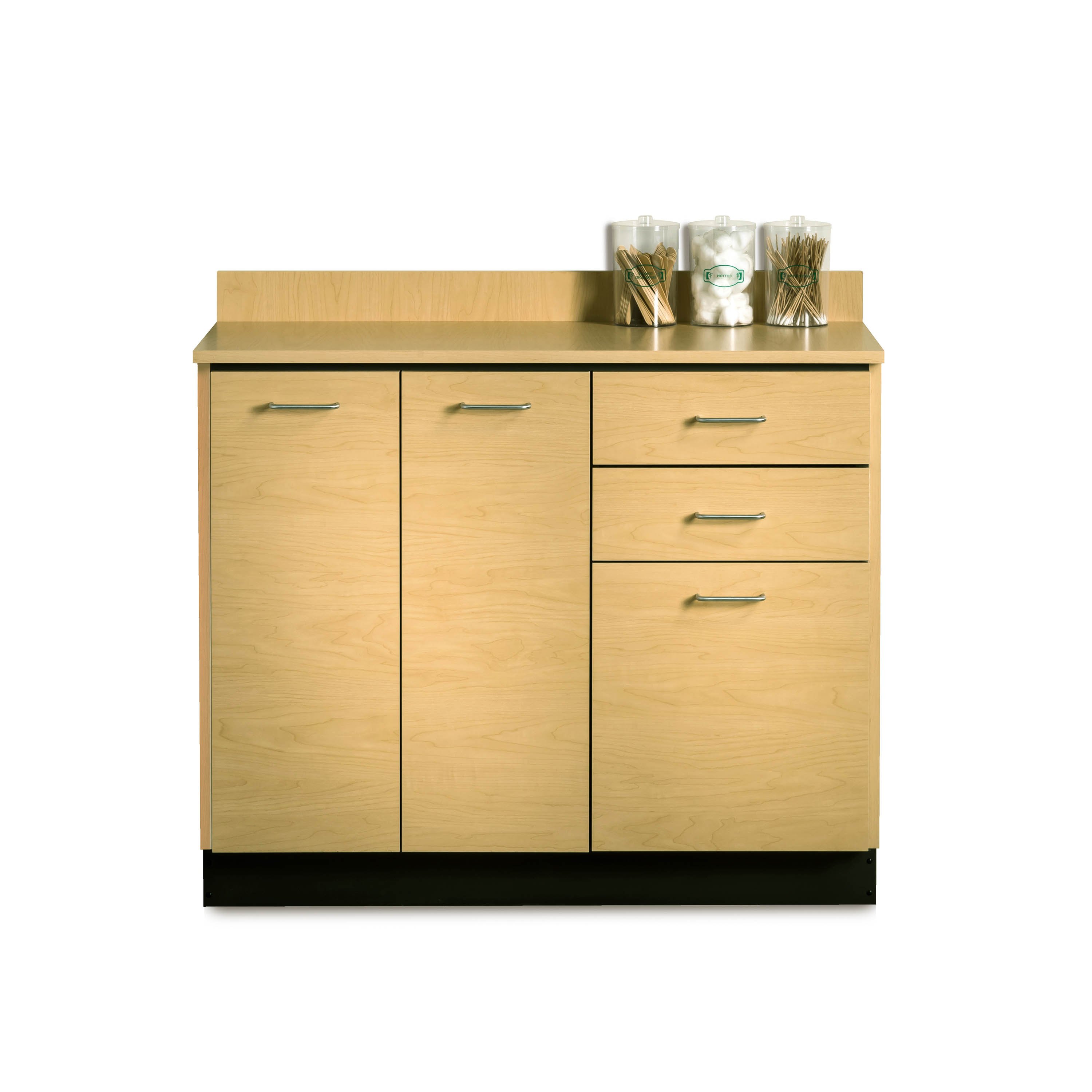 Clinton 8042 3-Door 42